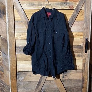 Foundry Young Men’s Button Down (Sleeves will also roll up) Size LT
